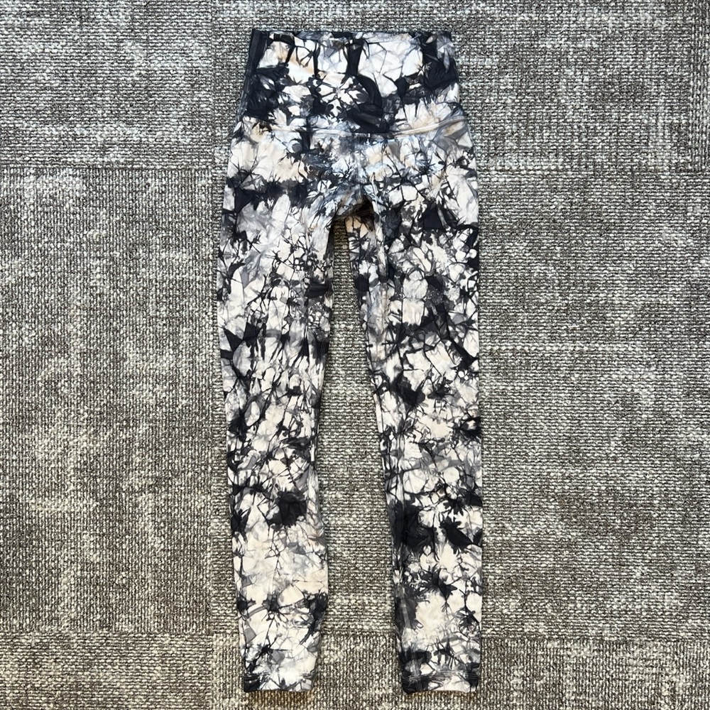 lululemon athletica Black & White Tie-Dye High-Rise Leggings